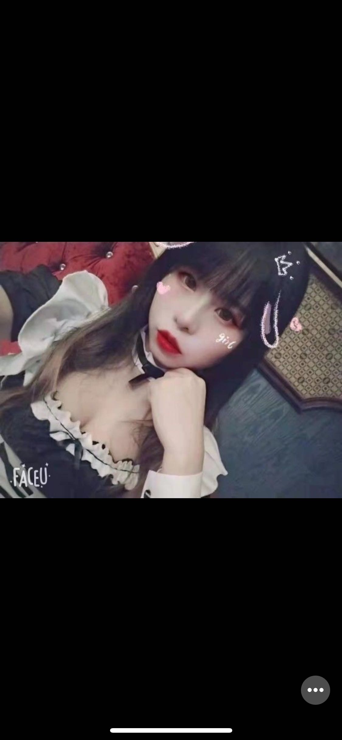 二次元小姐姐，很年轻很嫩，